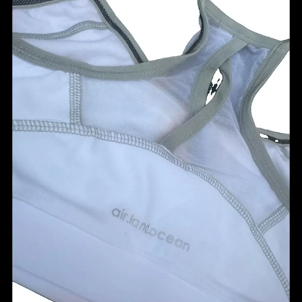 Alo-yoga Women's White and Green Bra